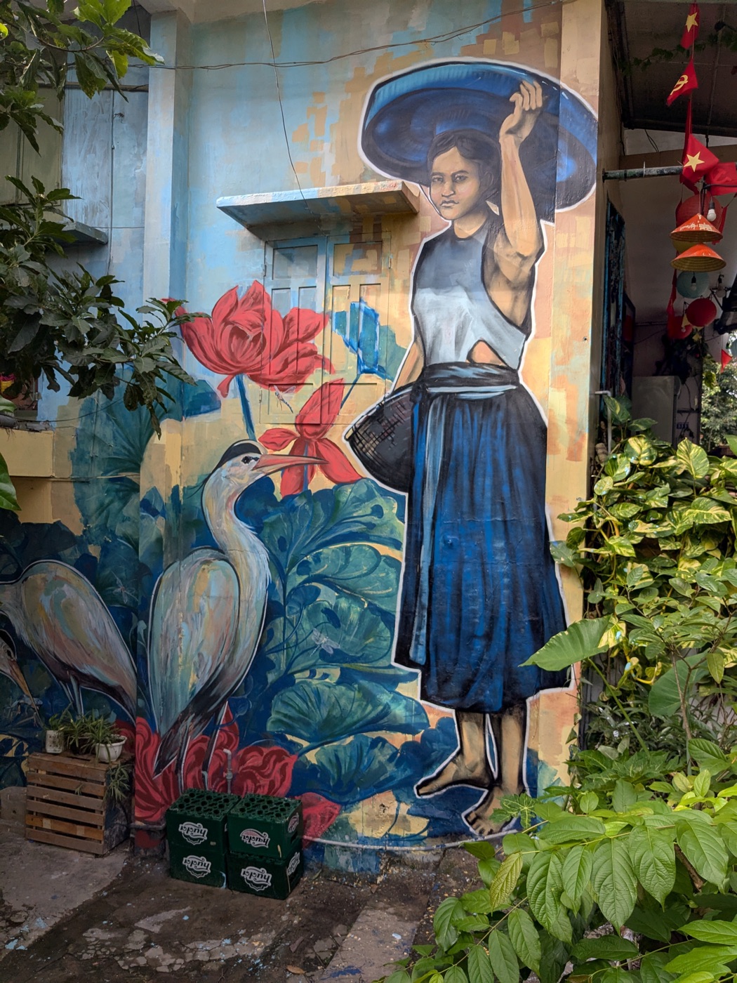 Mural by Sơn Nguyễn